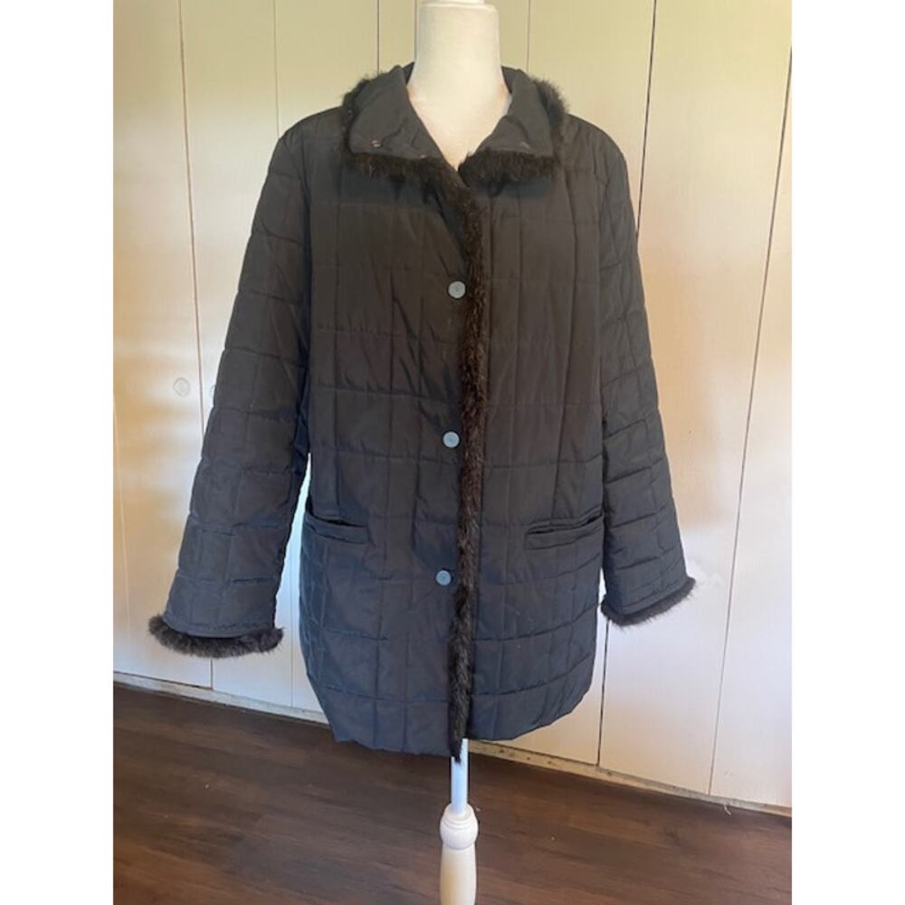 Gil Bret Fashion Women Size 12 Black Coat‎ Faux Fur Trim